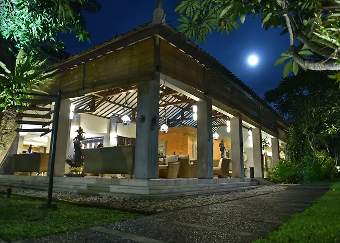 The Cakra Hotel 4*